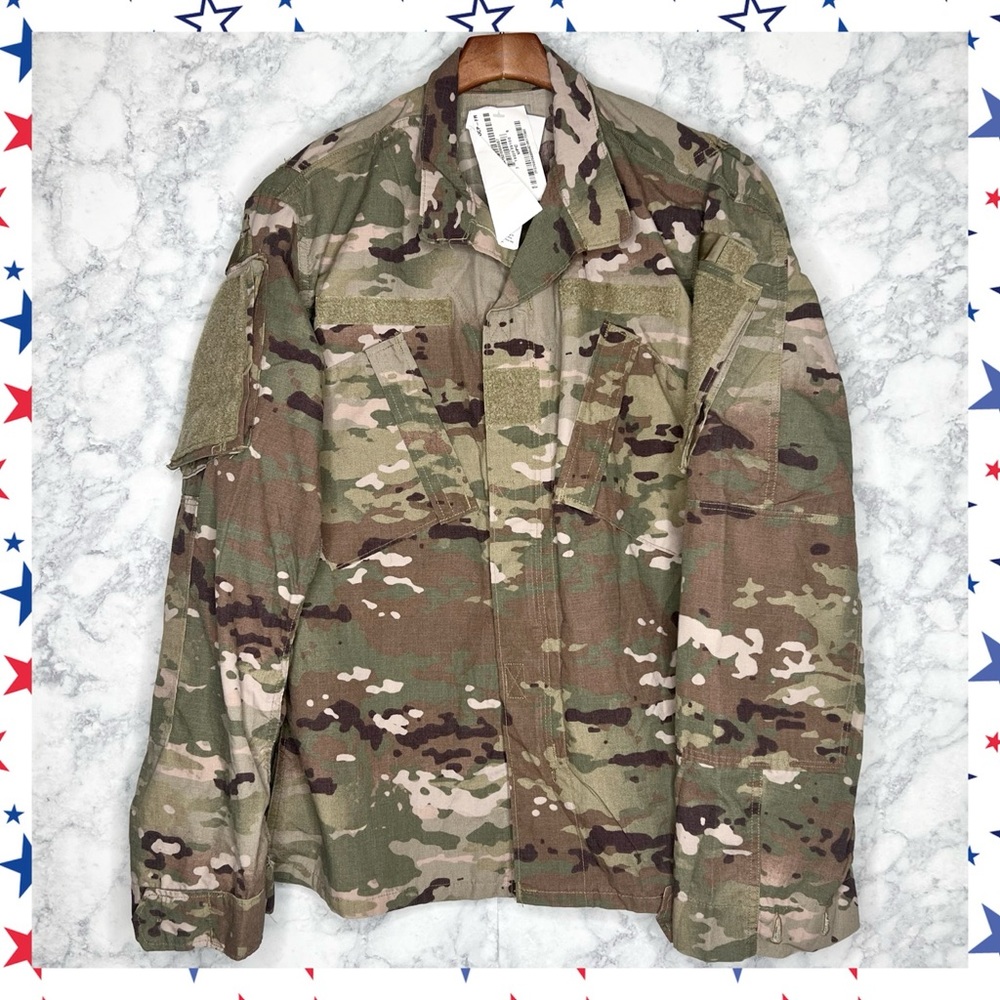 US Army OCP Camo Combat Jacket Flame Resistant Insect Repellent Medium Regular